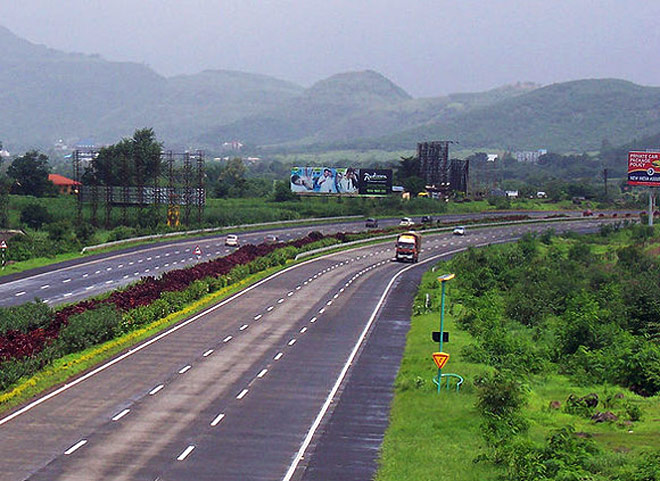 mumbai pune highway